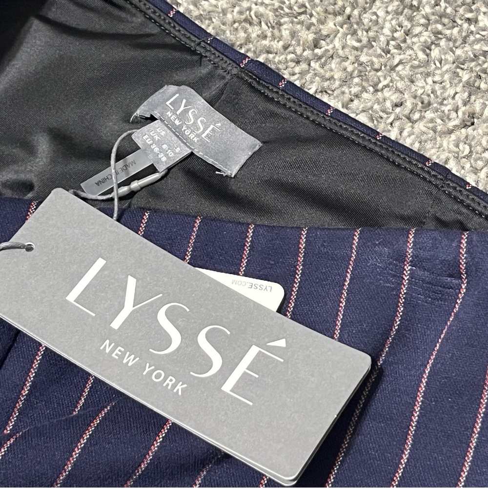 Lysse Navy Blue Striped Cropped Pants Size S - Picture 8 of 9